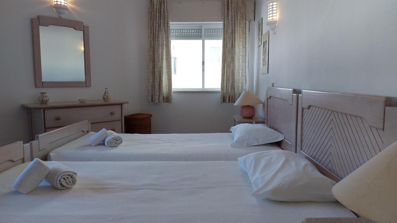 Two-Bedroom Apartment,1191581419:JPEG